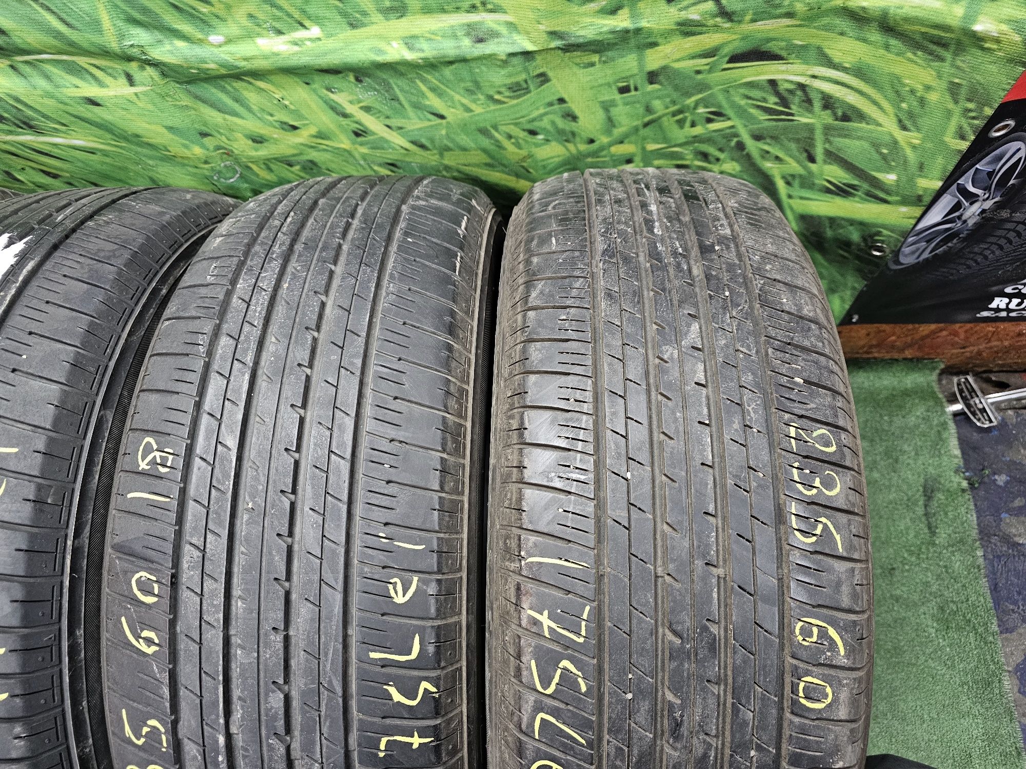 235 60 18 vara bridgestone