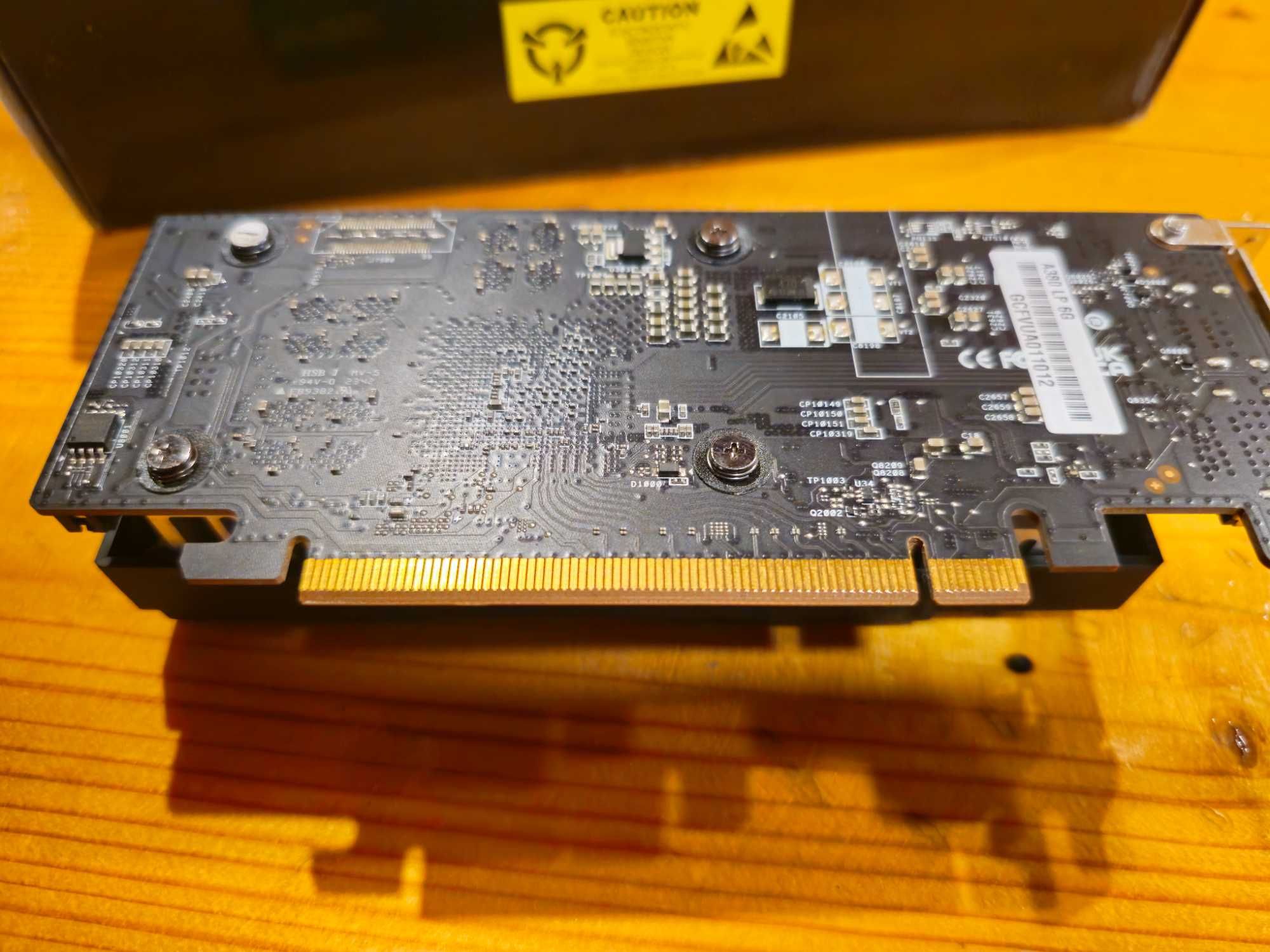Видеокарта Intel arc A380 Low Profile