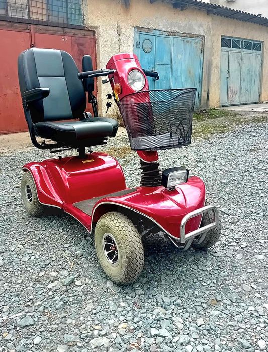 Scuter Carut electric pentru persoane cu dizabilități handicap