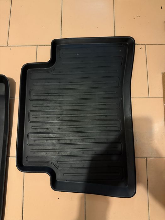 Оригинални гумени стелки Toyota Corolla hatchback 2023