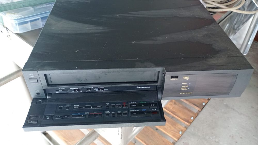 Aparatura veche radio vechi old school