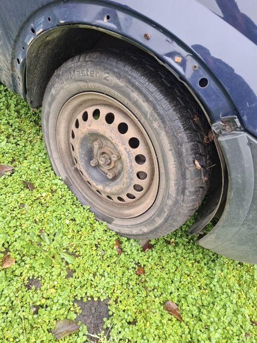 Vand 4 roti R 14 opel au anvelope 175 65 14 iarna bune dot 2023