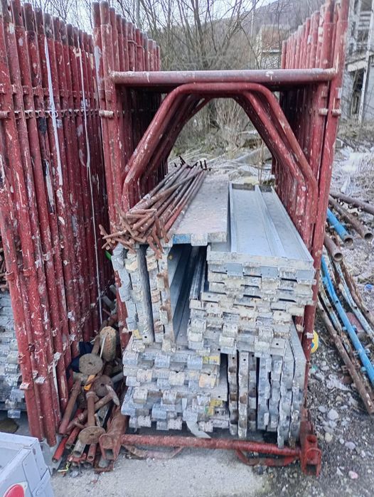 De vânzare  schela  metalica  diferite modele  preturi avantajoase