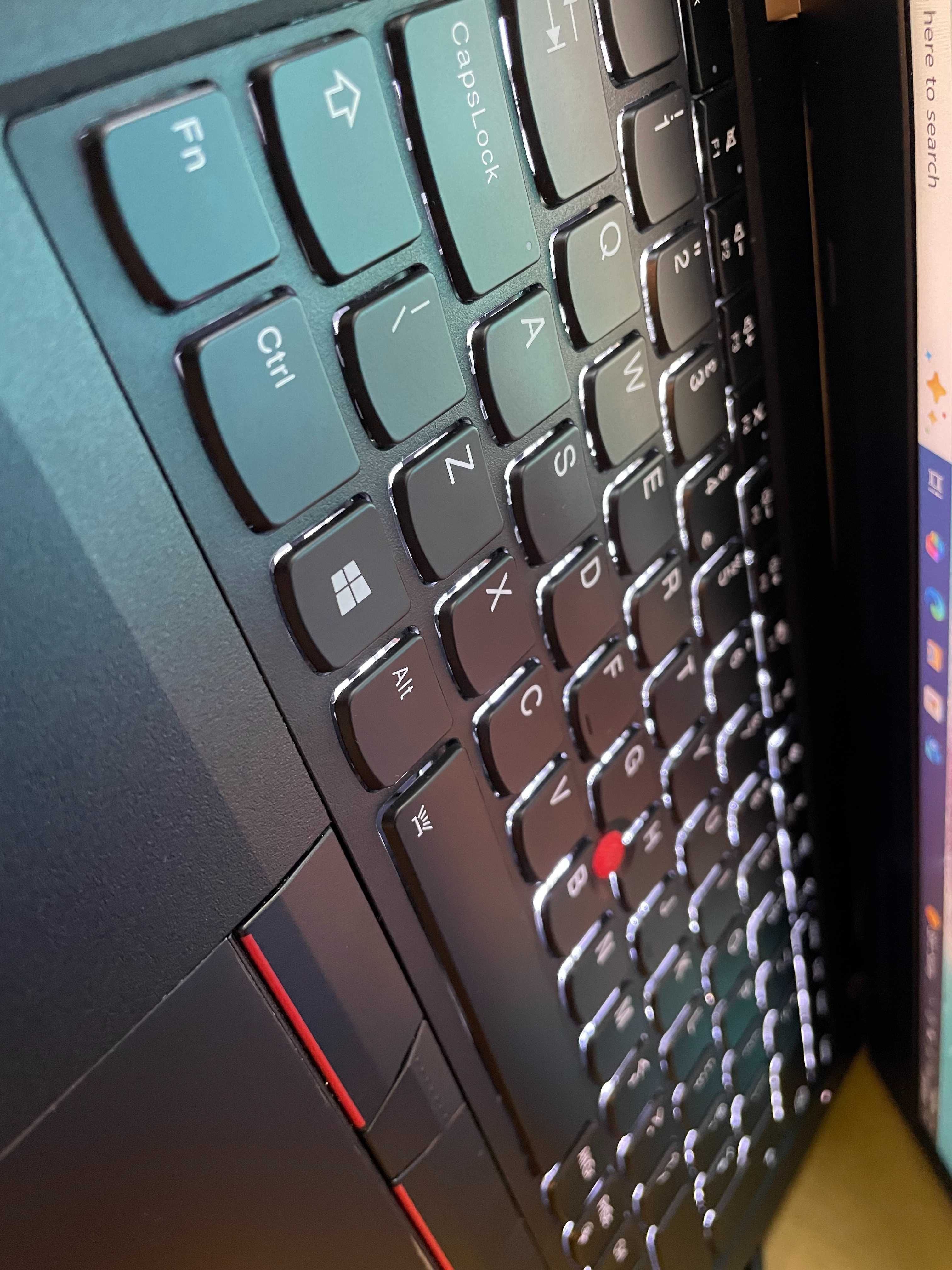 Lenovo ThinkPad L490 - Touchscreen, i7-8565U, 16GB RAM, 256GB NVMe