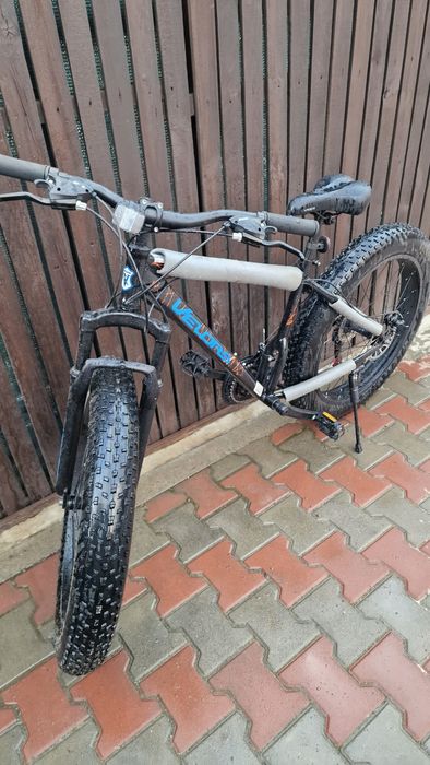 Vând 3 biciclete noi !