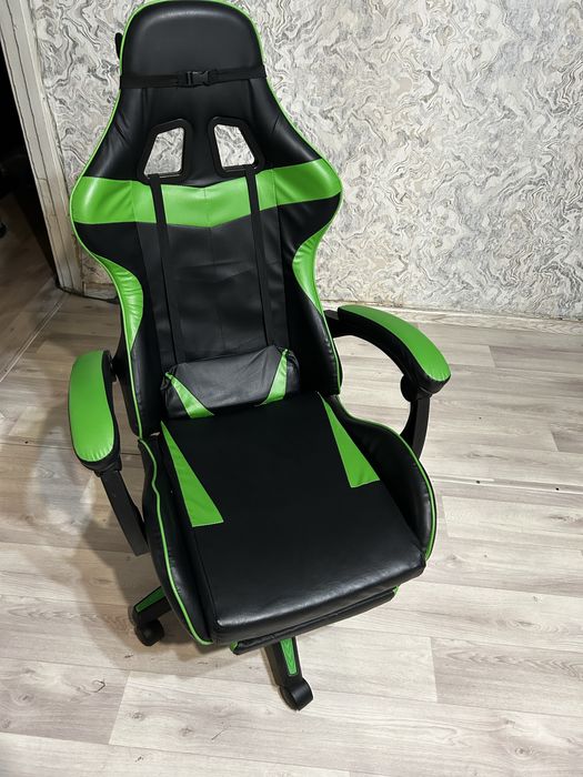Кресло компьютерное игровое