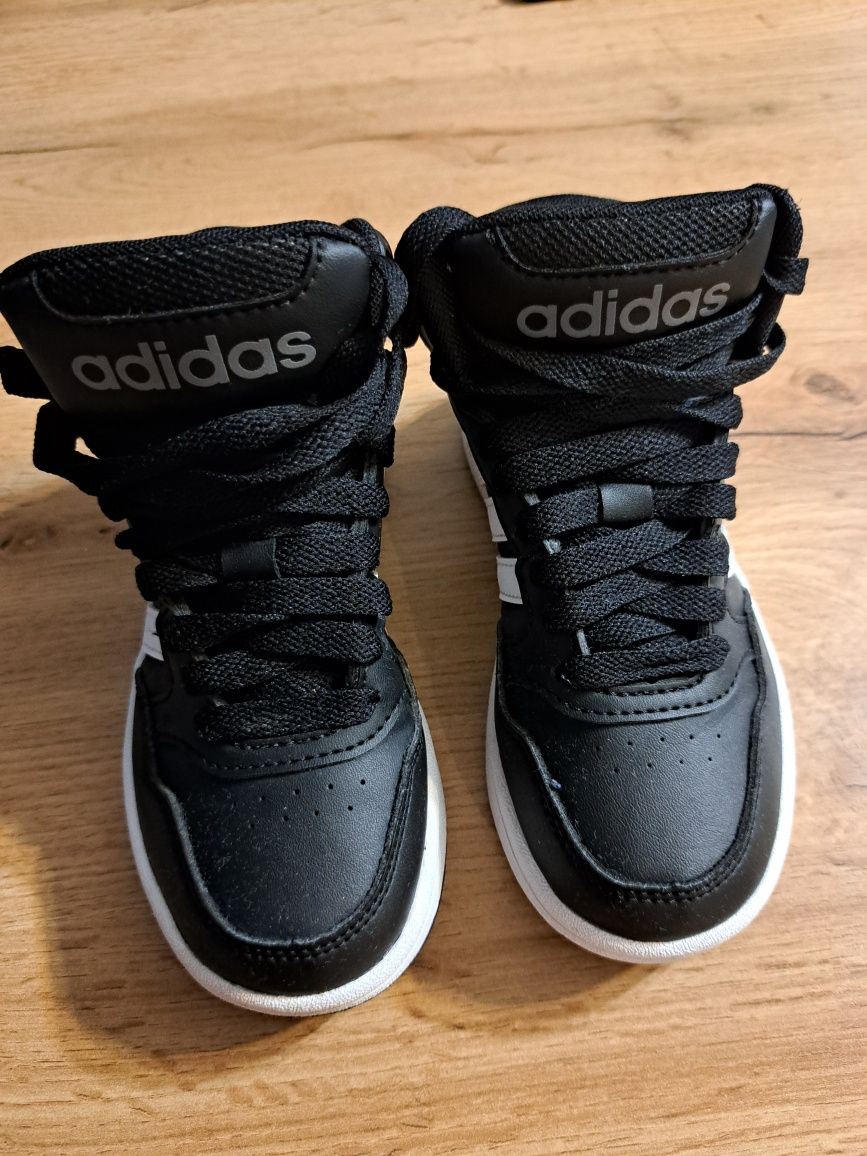 Маратонки Adidas