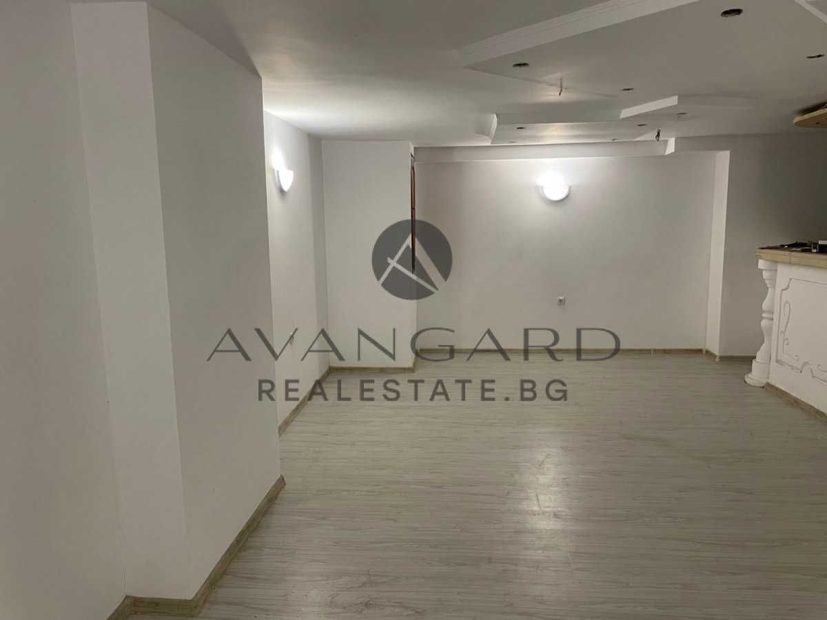Продава се Заведение в Пловдив, Център - 100 кв.м за 501 €/кв.м - Снимка #2