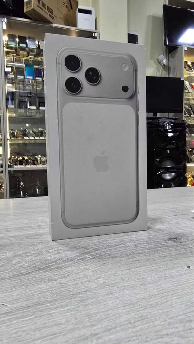 НОВ! Apple iPhone 17 Pro Max 512GB Silver /24м Гаранция /