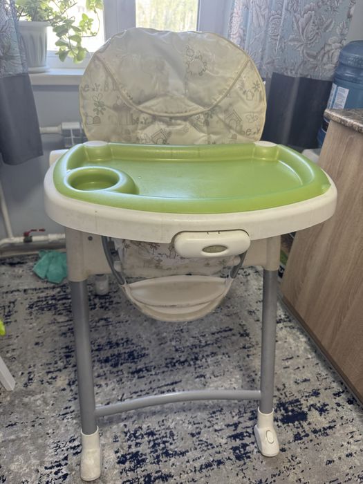 Стульчик для кормления