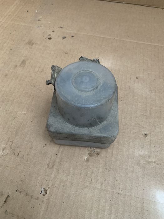 Vand Cap hidraulic pompa injectie bosch 2.5 T.D Jeep-Chrysler