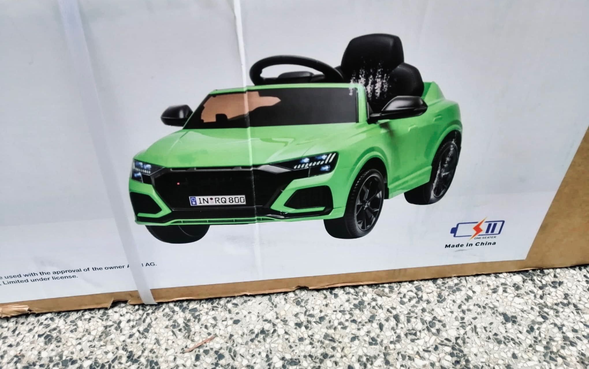 Акумулаторна кола Audi RS Q8