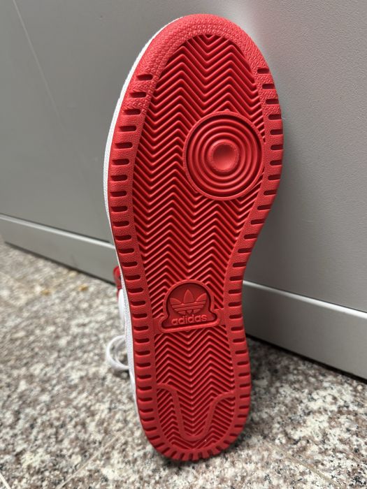 Vând adidasi Adidas barbati noi