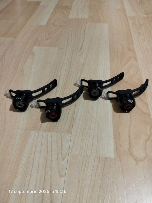 Set lumini bicicletă AXA