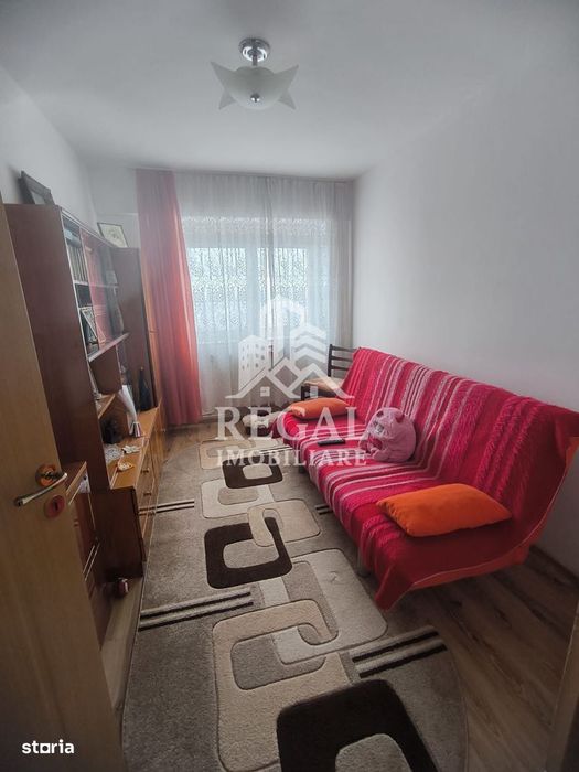 Apartament cu doua camere in zona Micro 7