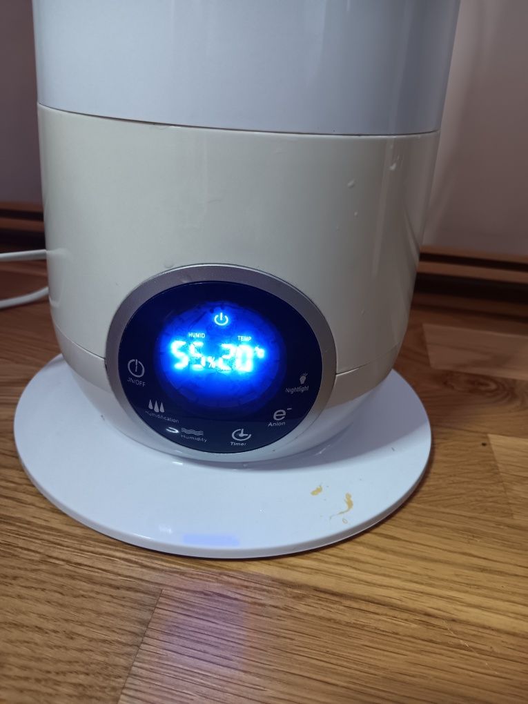 ултразвуков LCD овлажнител и йонизатор за въздух, 5л, 70 кв.м