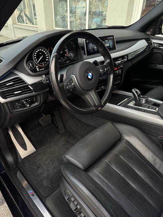 Vând BMW X5 3.0d