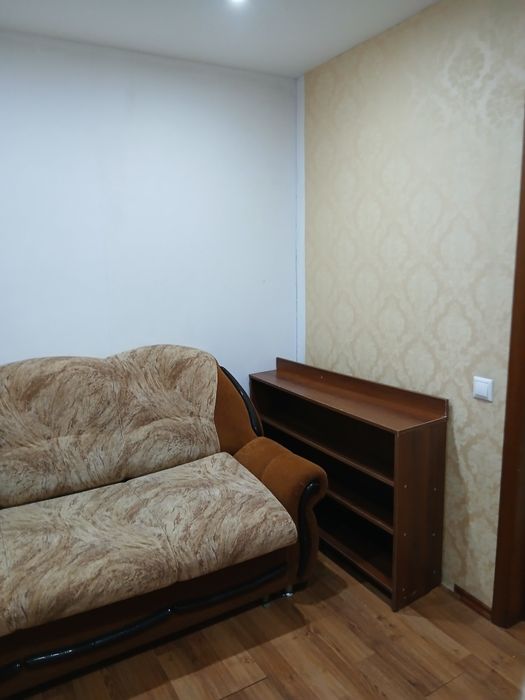 Продам  прихожую