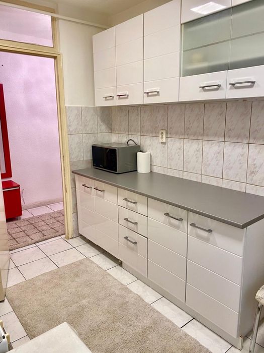 Inchiriez apartament 2 camere