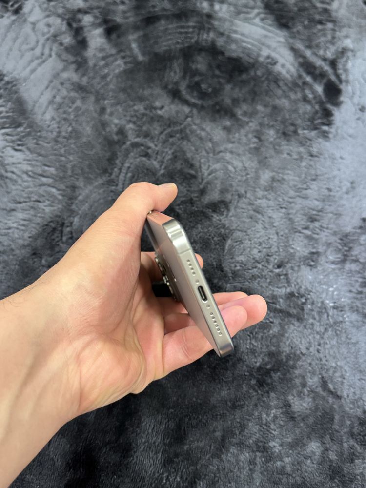 Iphone 15 pro max ideal