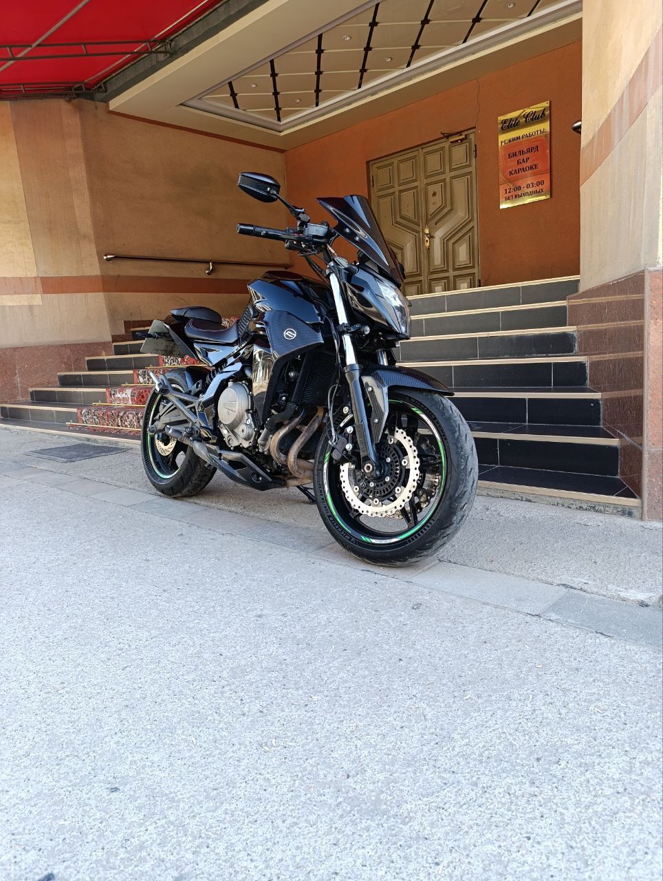 CF Moto 650 NK sotiladi