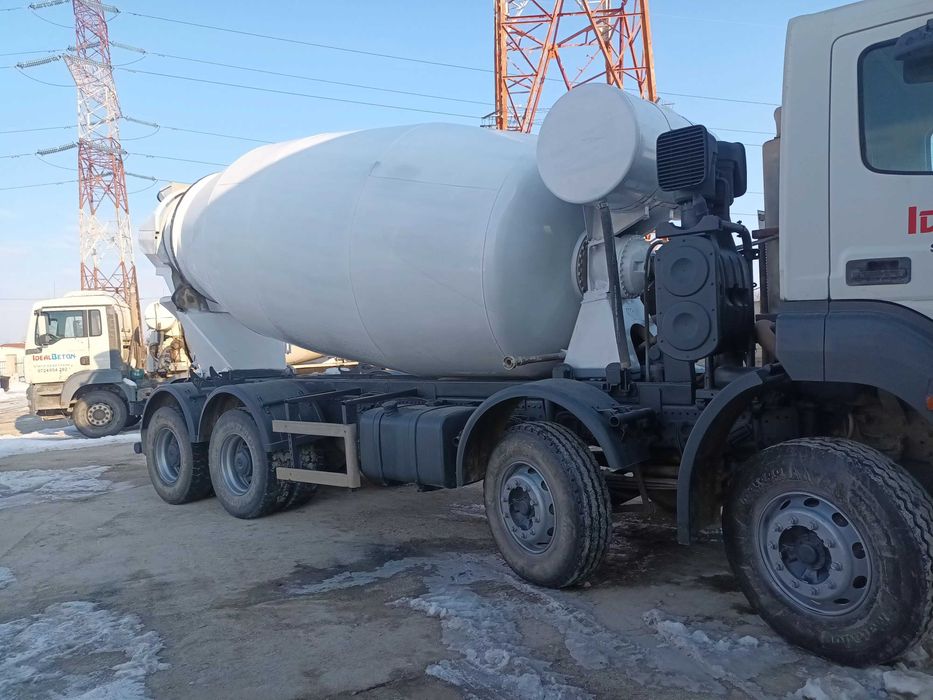 Cifa , autobetoniera 12 mc Mercedes-Benz axor