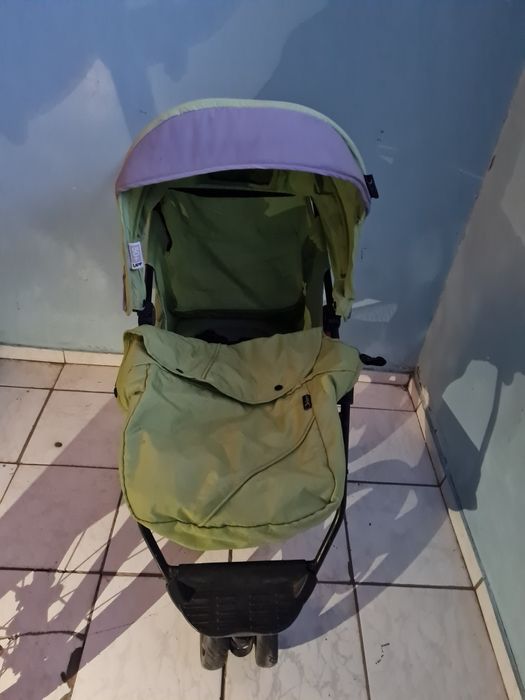 Коляска прогулочная