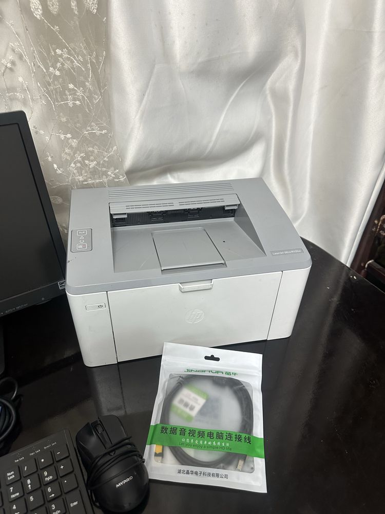 Kompyuter va printer sotiladi srochno