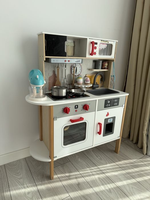 De vanzare bucatarie din lemn LIDL