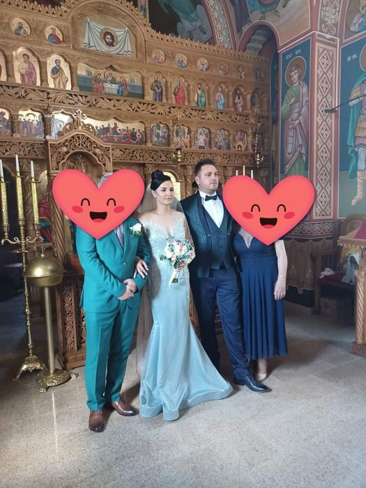 Vand rochie mireasa,costum ginere,costume copii