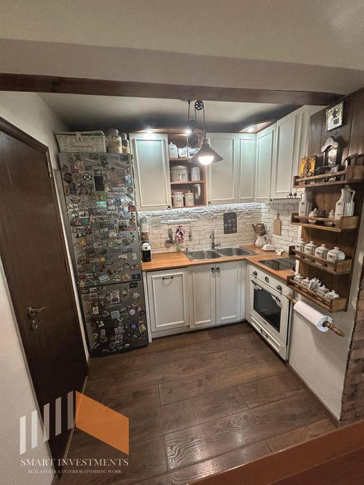 Продава се Тристаен апартамент в Варна, Автогара - 92 кв.м за 1577 €/кв.м - Снимка #5