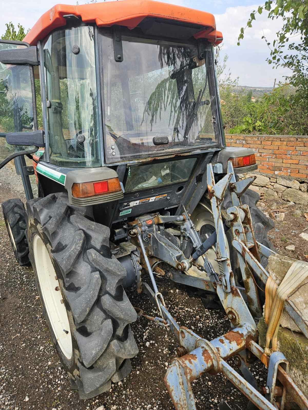 Трактор Hinomoto nx281