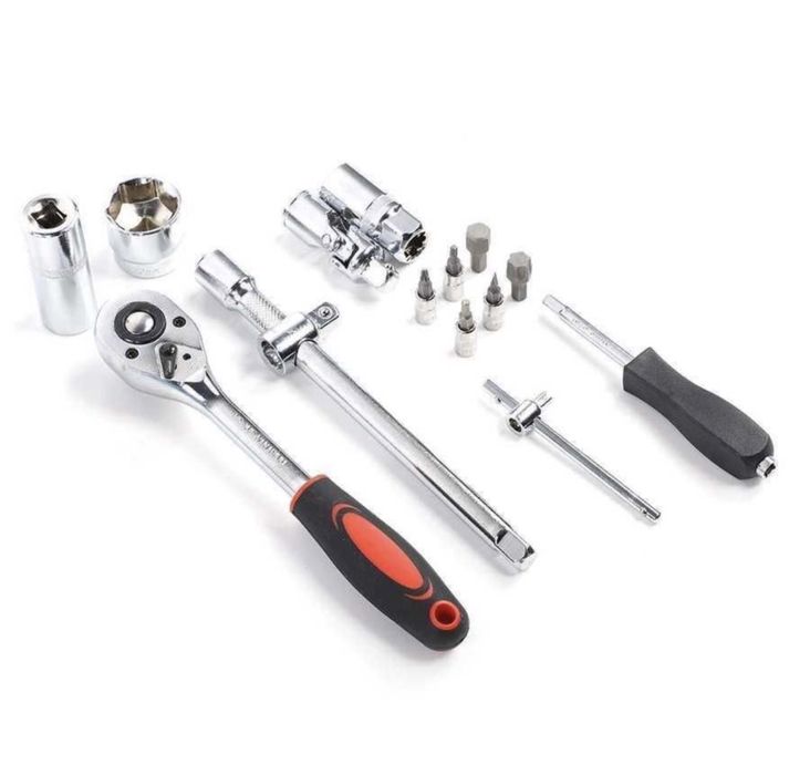 Комплект гедоре инструменти 108 части с 2 тресчотки в куфар NEW