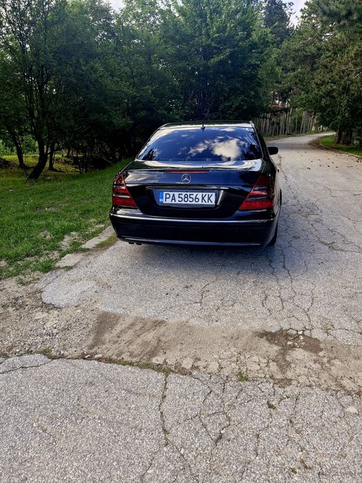 Мерцедес  Е class w211 Avangarde