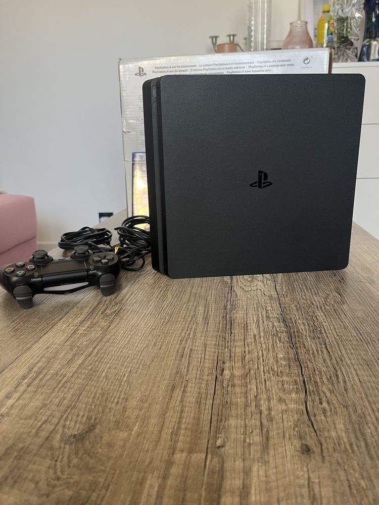 PS4 Slim 1TB impecabil