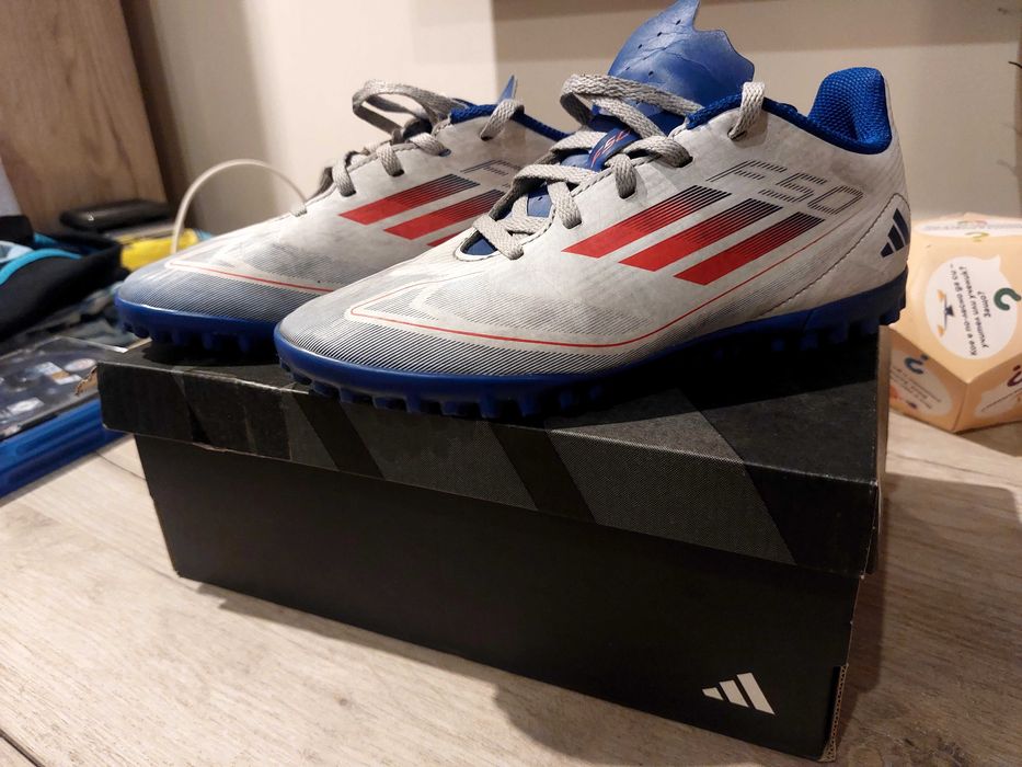 Детски футболни стоножки Adidas