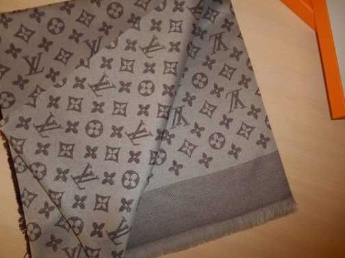Eșarfă pentru femei Louis Vuitton 0339