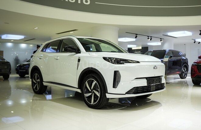 Changan Nevo Q05 гибрид