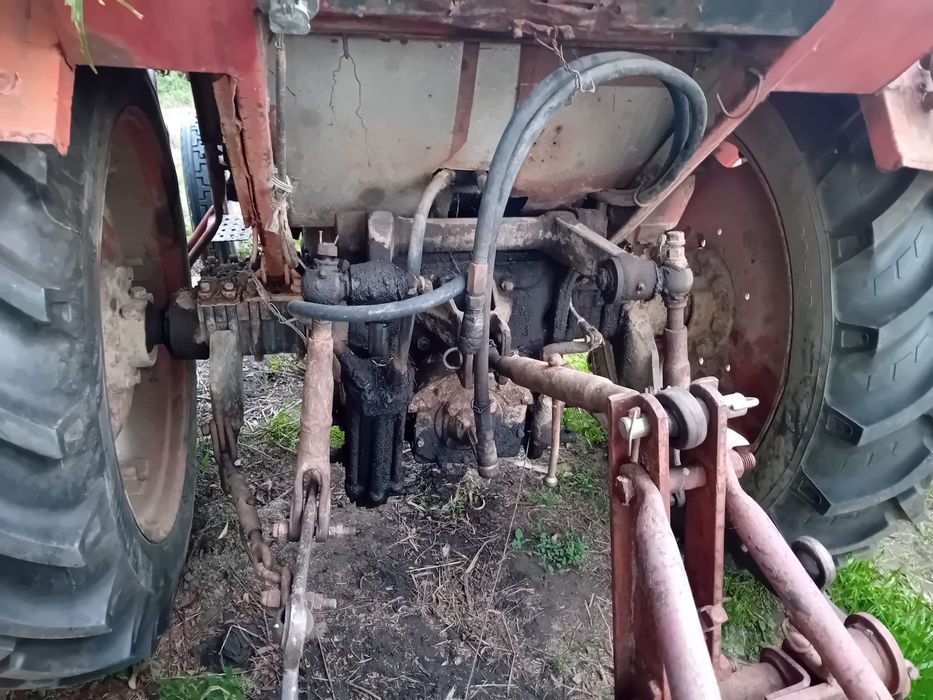 Vand tractor universal 650 original de fabrica