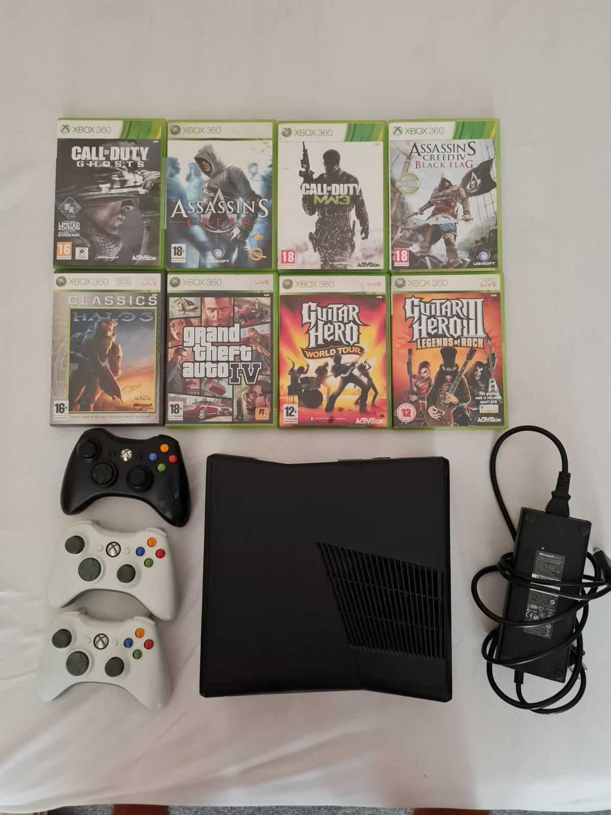 Xbox 360 с 10 игри и 3 контролера