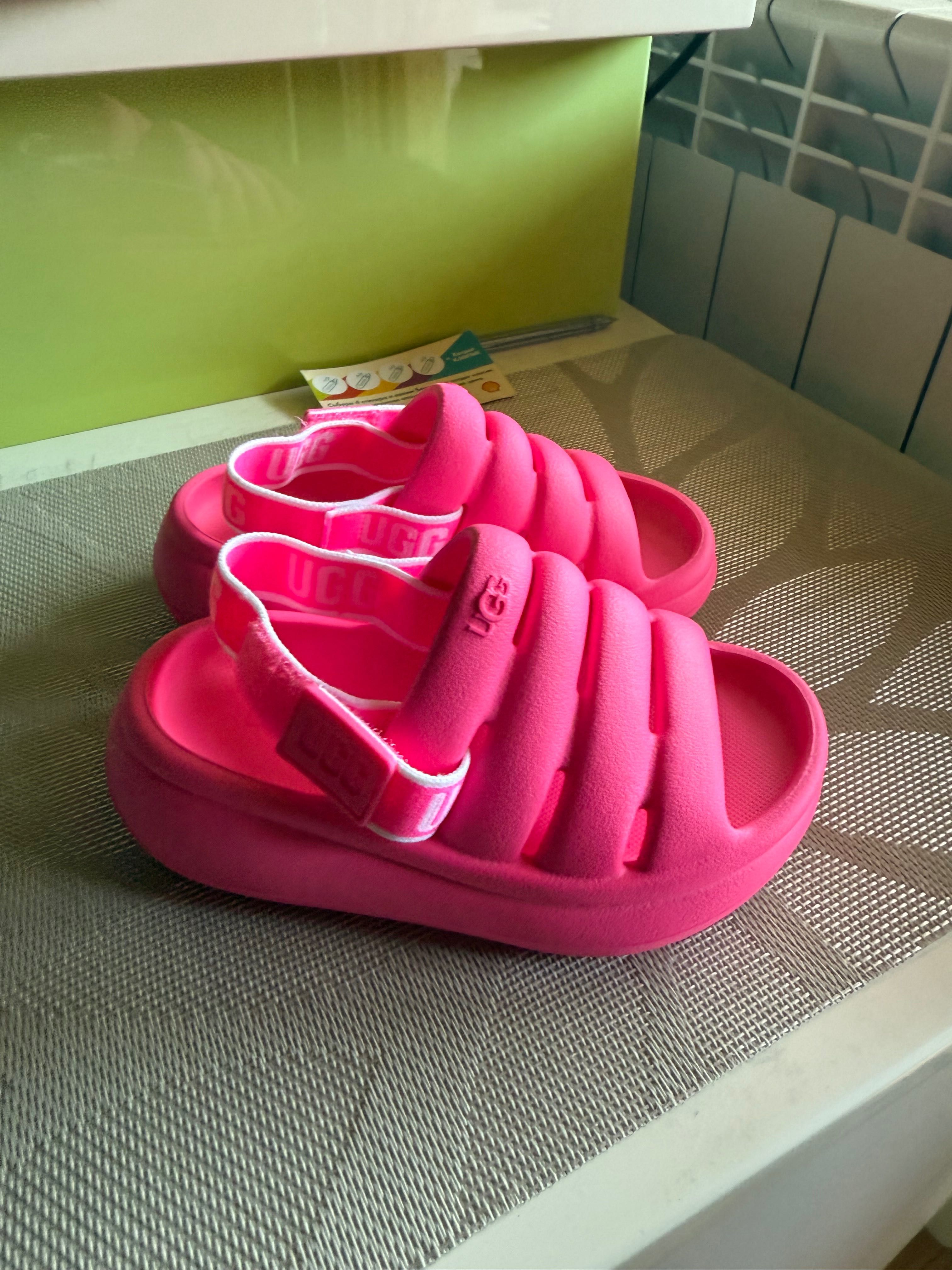 Ugg детски сандали