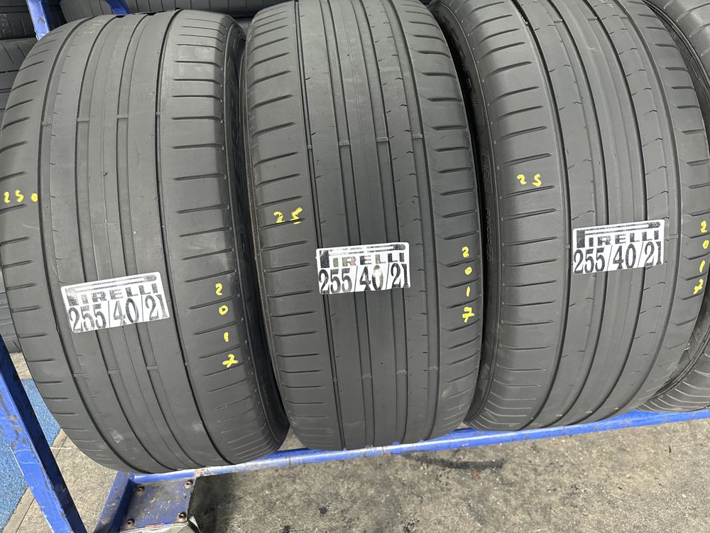 255/40/21 pirelli