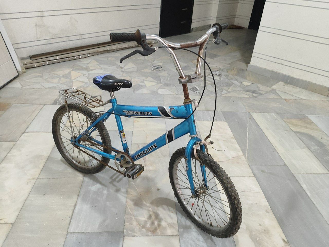 Velosiped 20 shoshilinch sotiladi