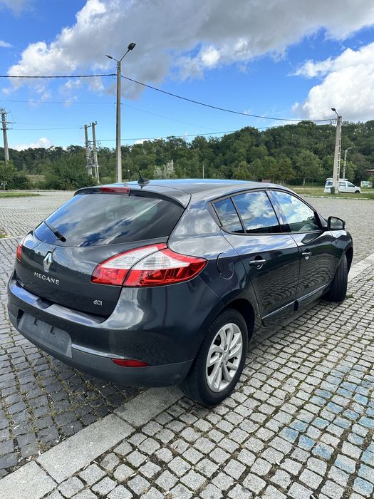 Renault Megane 3 putin AVARIAT