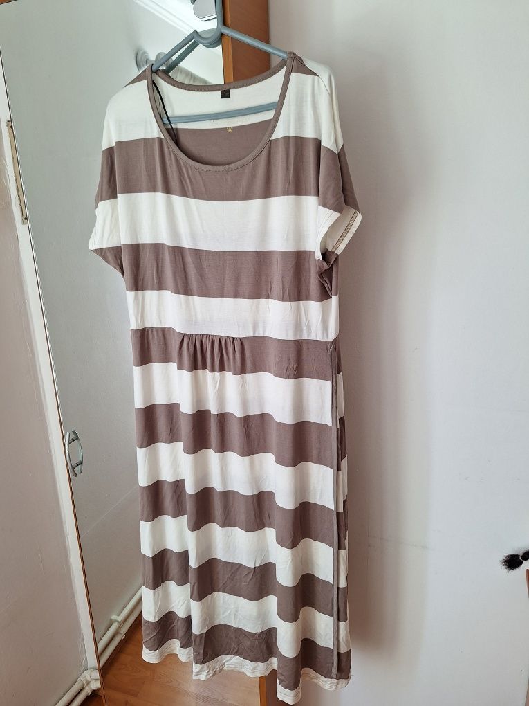 Rochie frumoasa noua