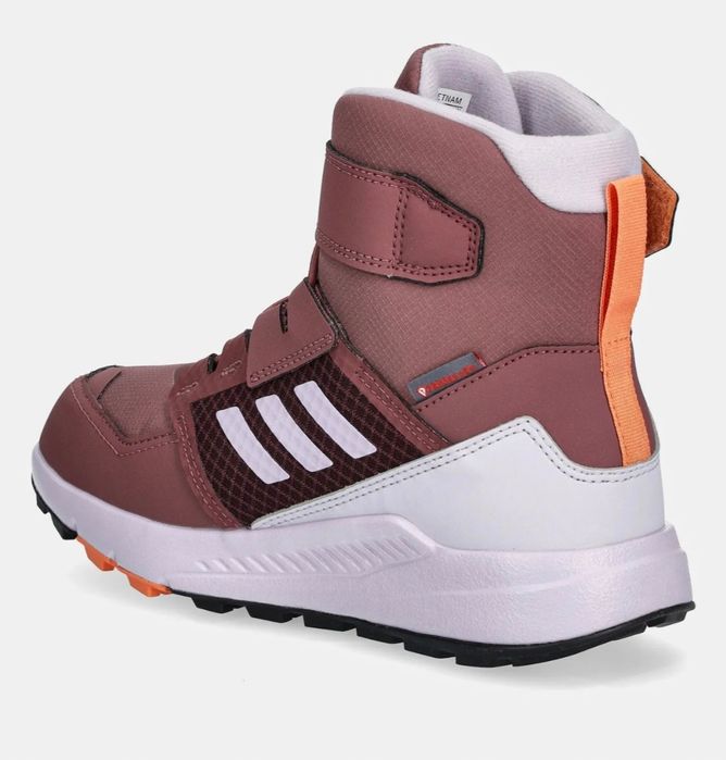 Нови зимни дамски adidas ботуши апрески