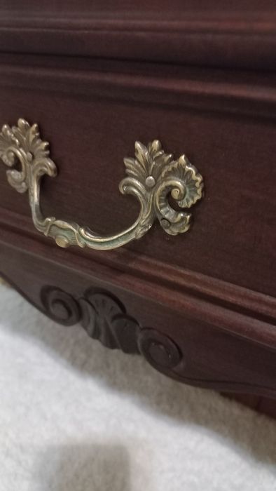 Бар шкаф с чекмедже