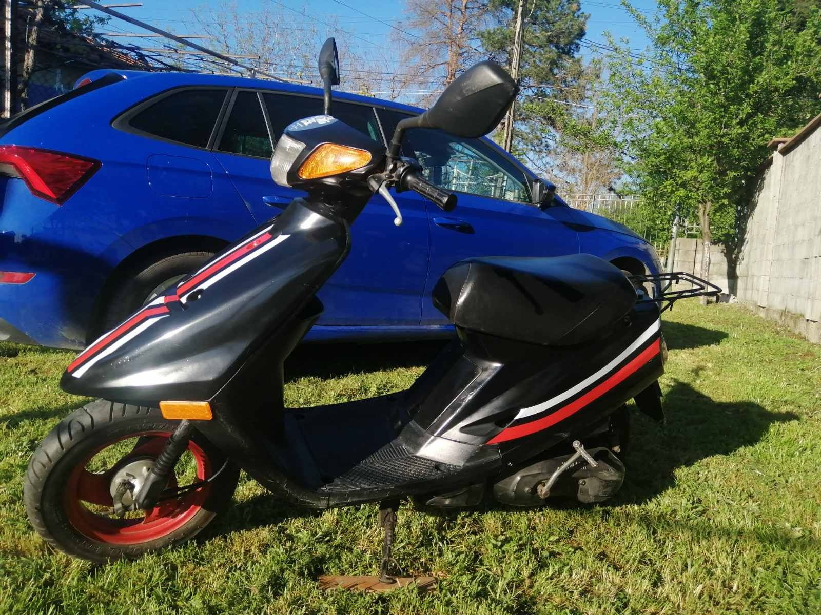 Скутер YAMAHA JOG 50 3KJ