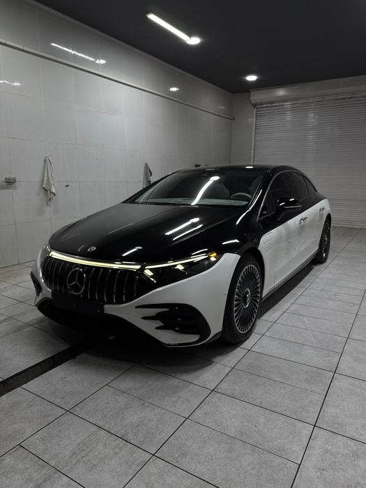 Mercedes EQS450+ AMG BODY KIT (two tone)