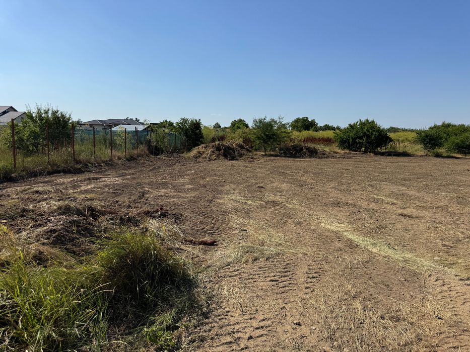 Teren intravilan 822 / 1643mp Cernica 8min Pallady ,acces facil A2/A0